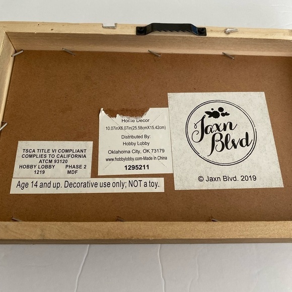 YUM FRAME 🖼️ - Picture 3 of 6